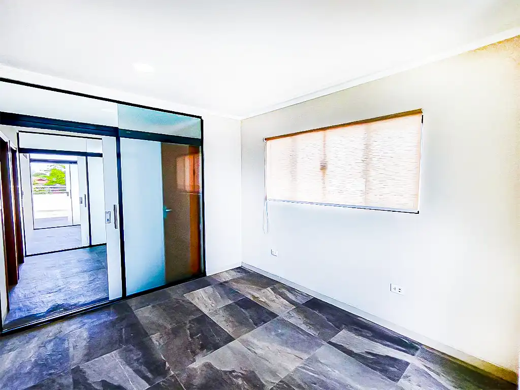 casa_comercial_en venta_7mo_anillo_y_av_banzer_sala