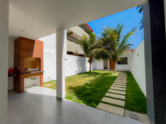 casa_de_5_dormitorios_en_venta_6to_anillo_urb_españa_patio_y_churrasquera