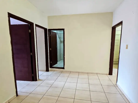 casa_en_venta_sobre_avenida_beni_entre_6to_y_7mo_anillo_pasillo