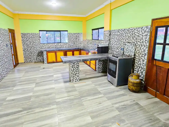 casa_quinta_con_amplio_terreno_zona_el_palmar_cocina