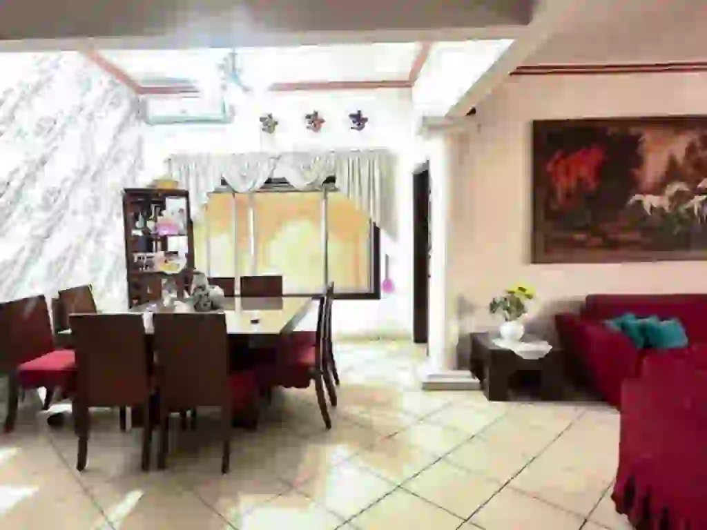 casa_en_venta_zona_norte_entre_radial_26_y_canal_isuto_comedor