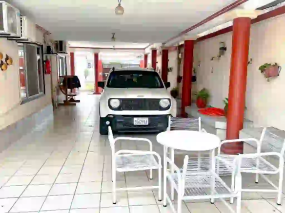 casa_en_venta_zona_norte_entre_radial_26_y_canal_isuto_garaje