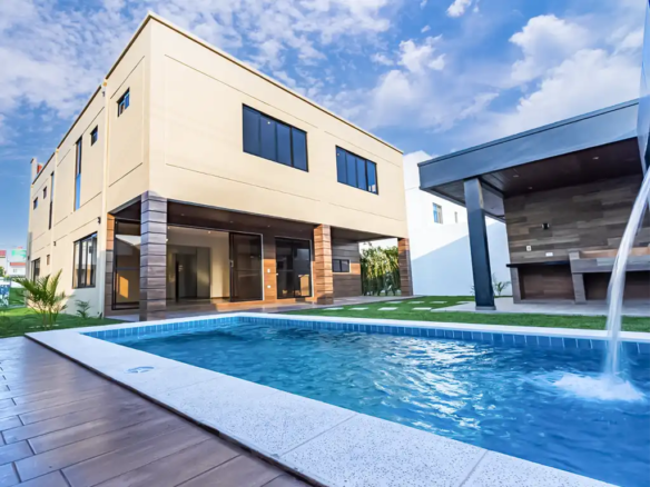 casa_venta_santa_cruz_la_vieja_piscina